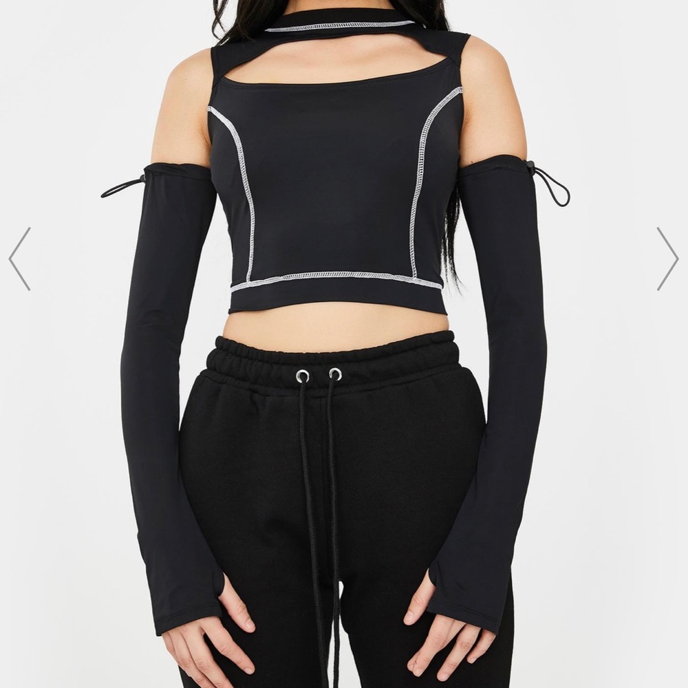 UNEDITED LONG SLEEVE TOP